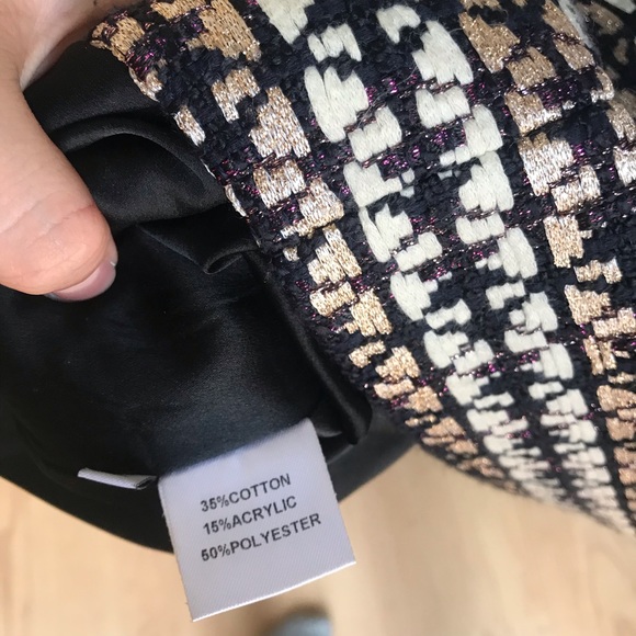 Slip - Picture 7 of 9